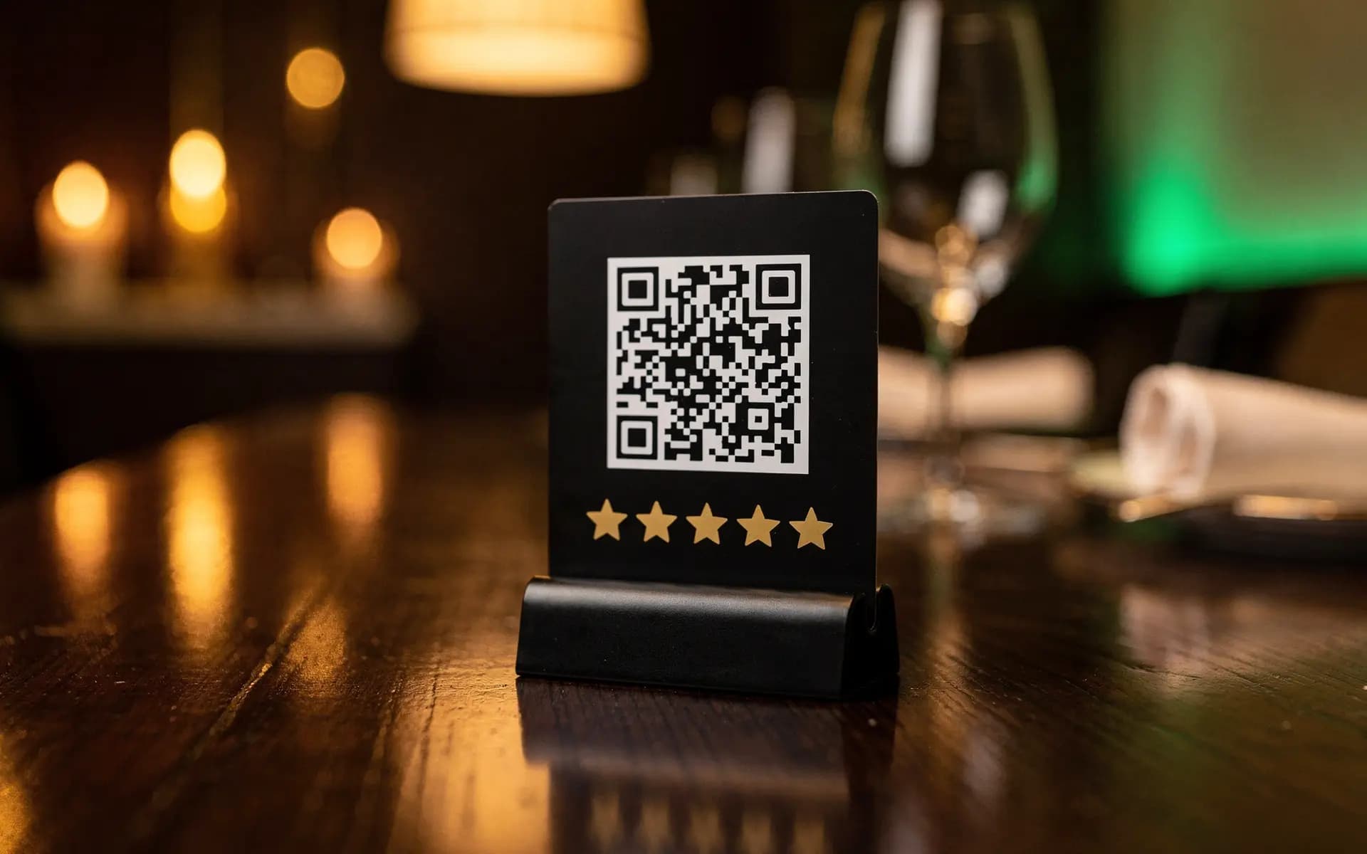 Veridaro QR-Code Tischaufsteller: Bewerte uns